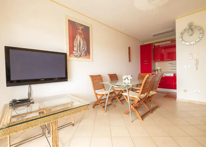 Bay A8 - Апартаменты Пинето