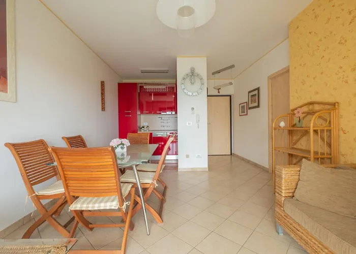 Bay A8 - Апартаменты