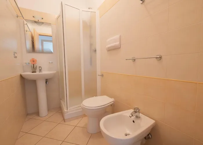 Bay A8 - Пинето