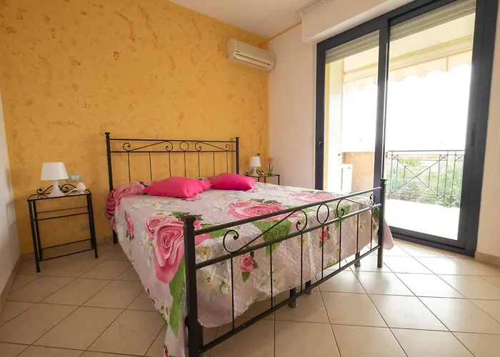 Апартаменты Bay A8 - Пинето